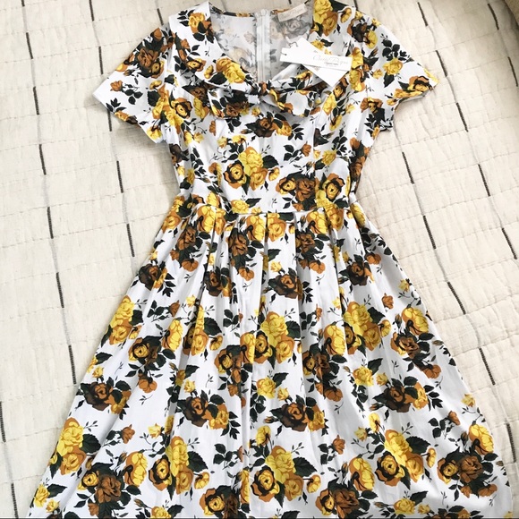 Vintage Look 50s Style Floral Tie Front Dress NEW - Picture 1 of 10